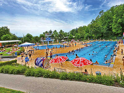 Herbolzheim Schwimmbad © Gemeinde Herbolzheim