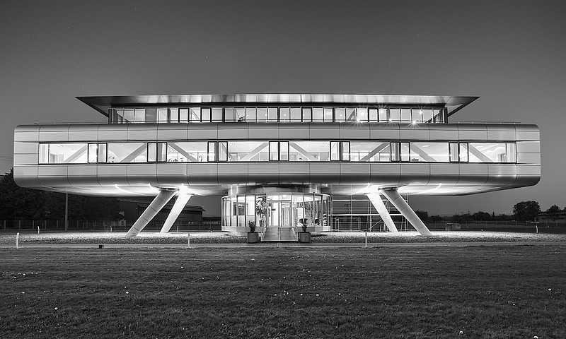 Nouvelle mairie de Meissenheim, de nuit